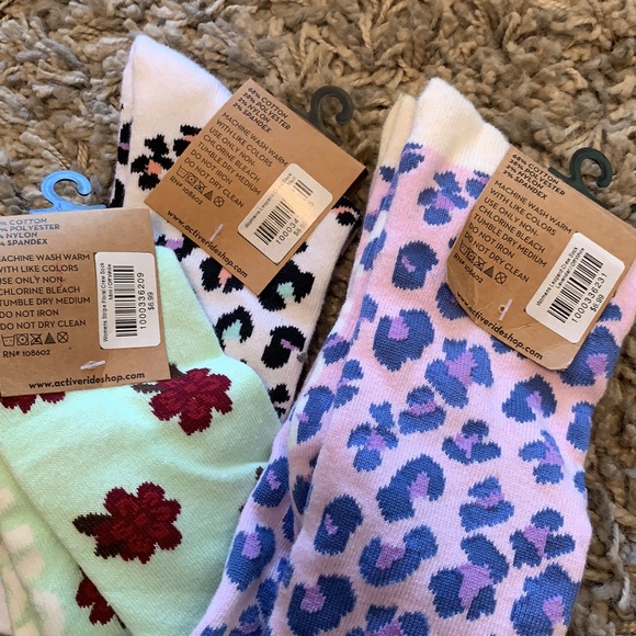 3 Pack of Fun Patterned Active Women’s Socks 🧦 - Picture 2 of 3